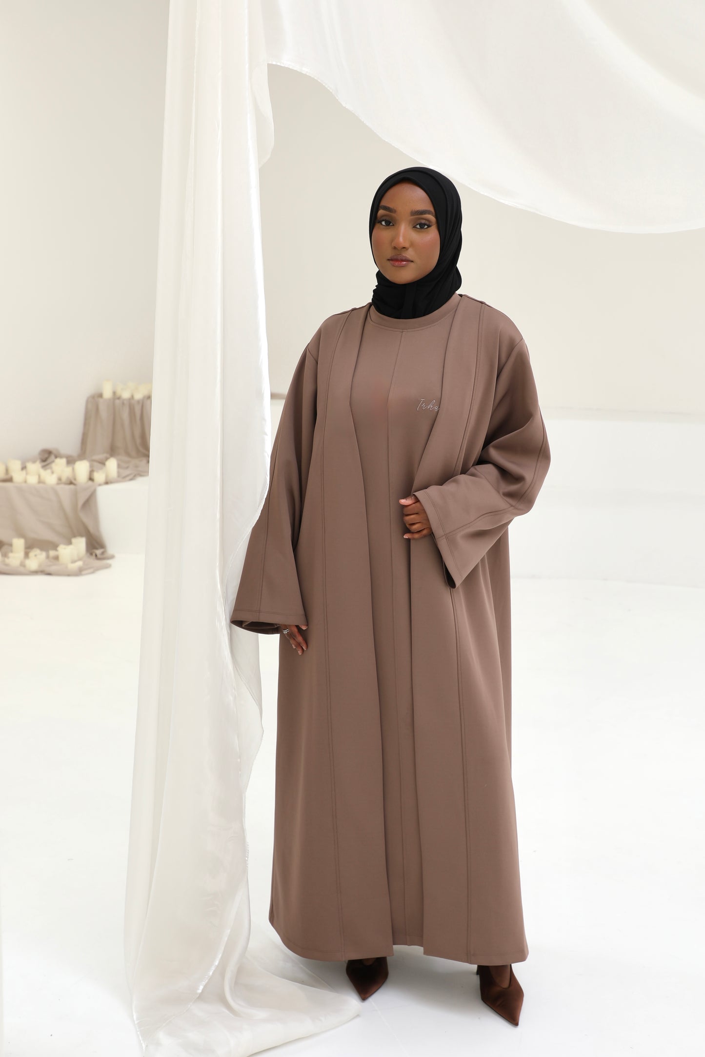 Irhaa 2 delig abaya set