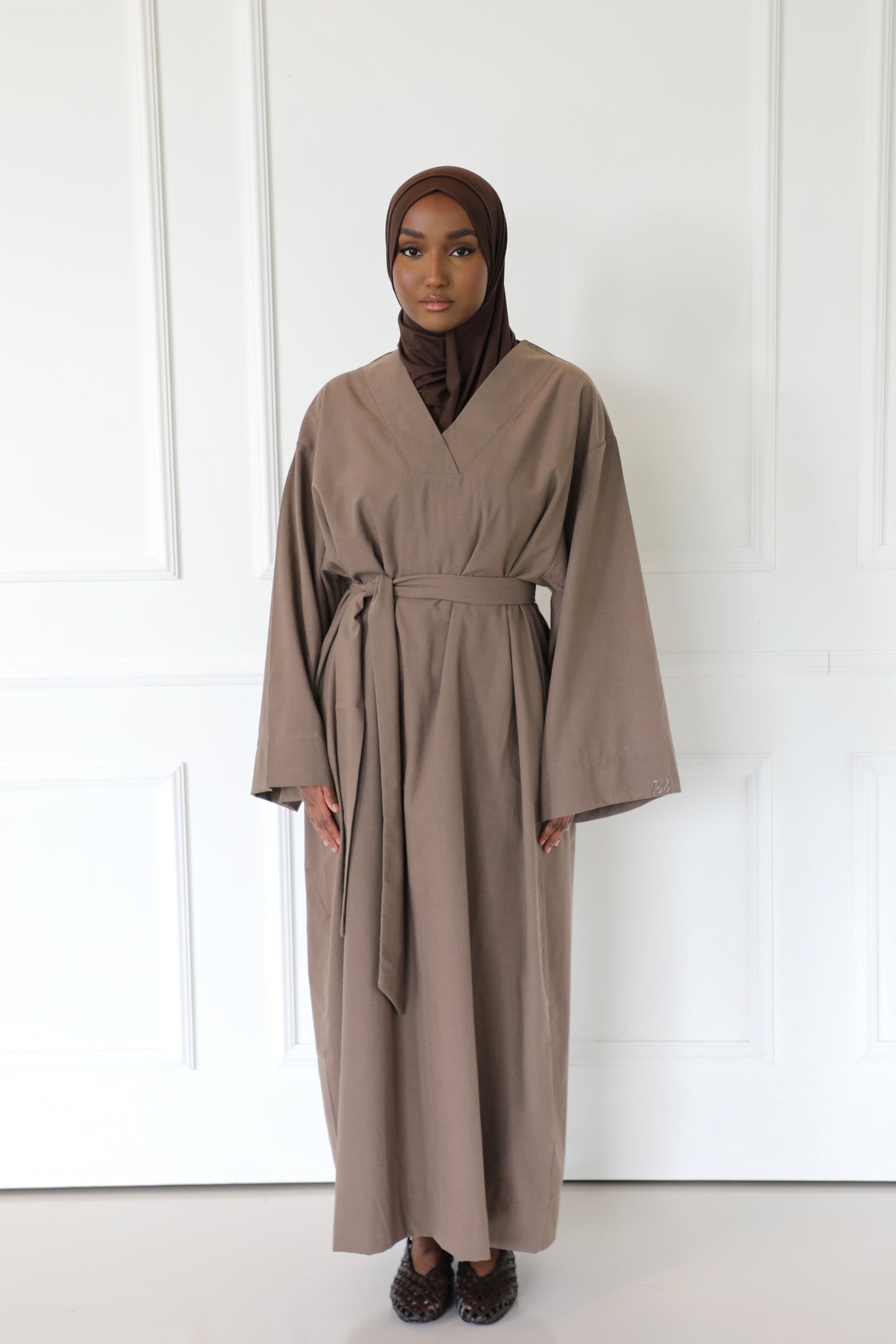 Linen dress with belt