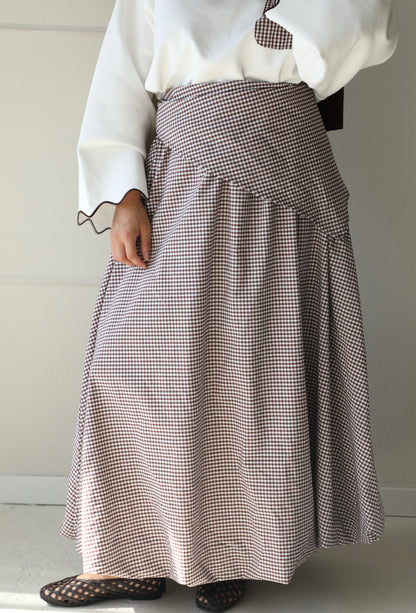 Balloon skirt with scarf