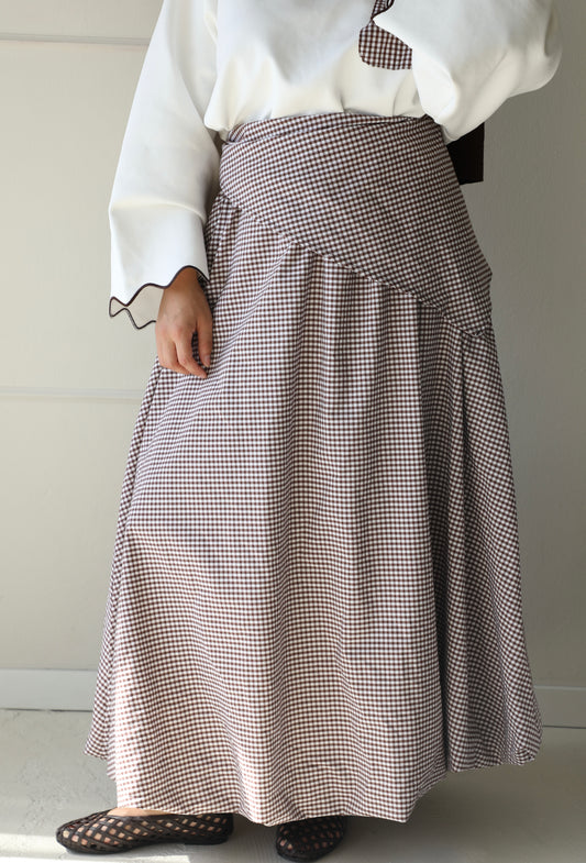 Balloon skirt with scarf