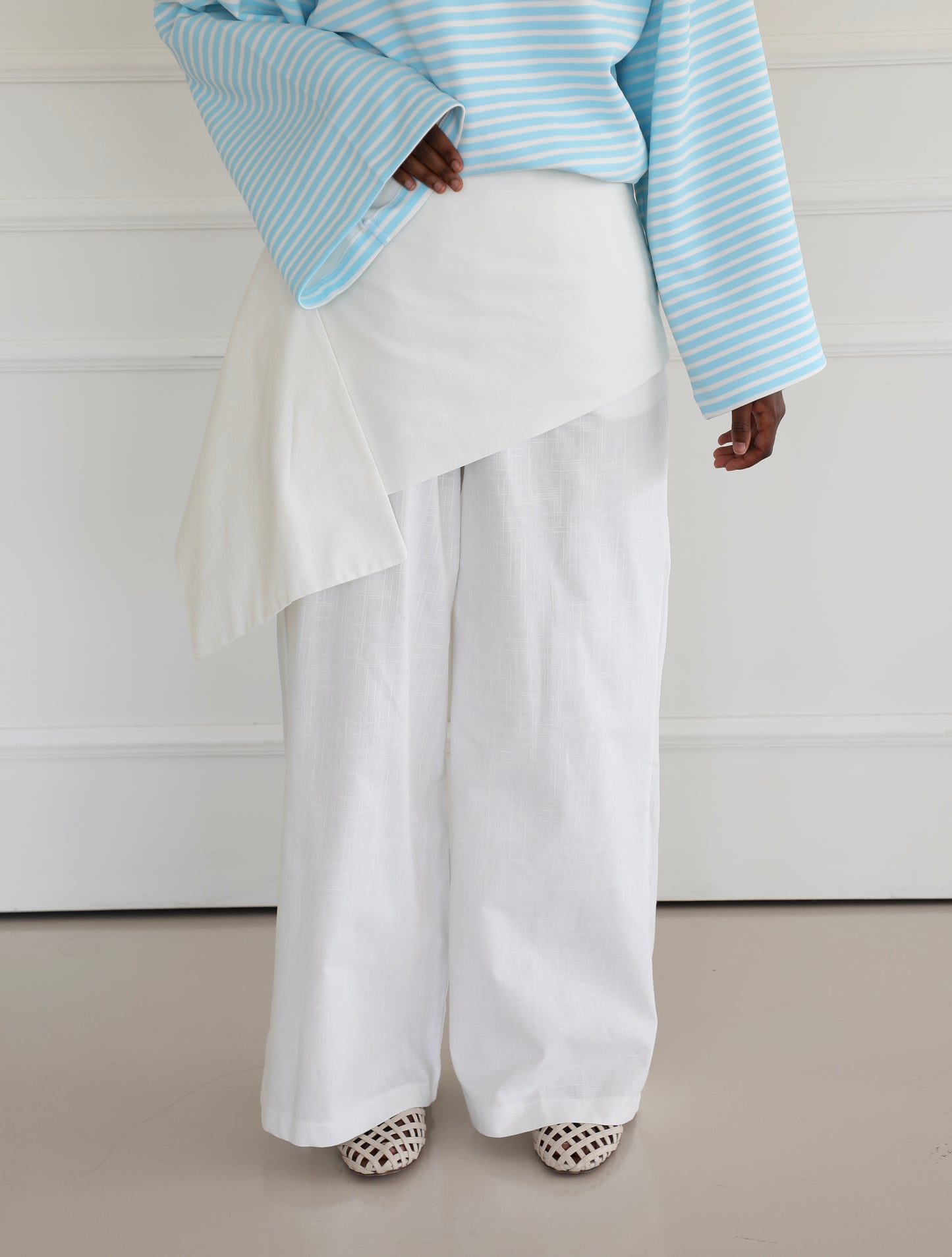 Linen pants with scarf