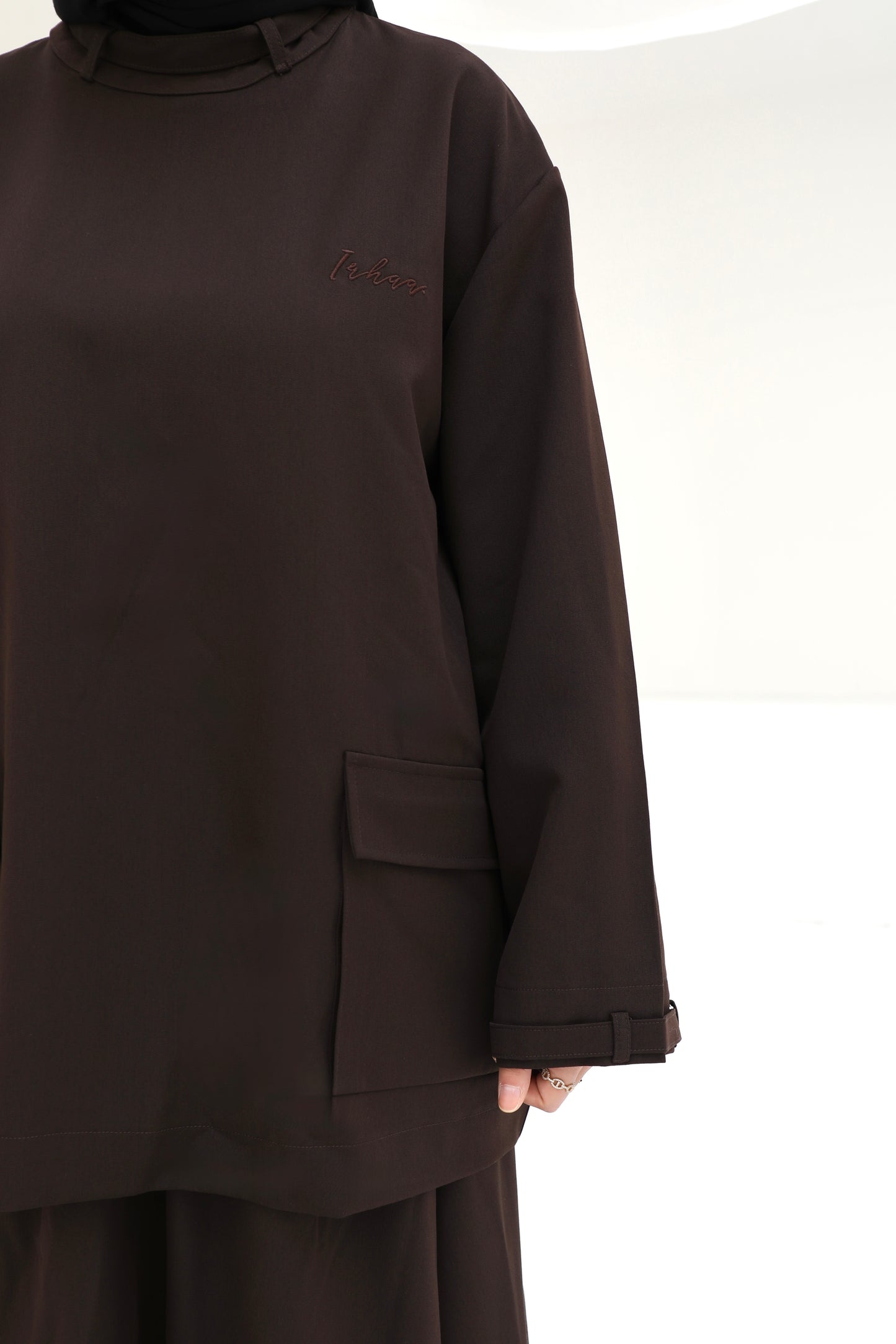 Skirt blouse set