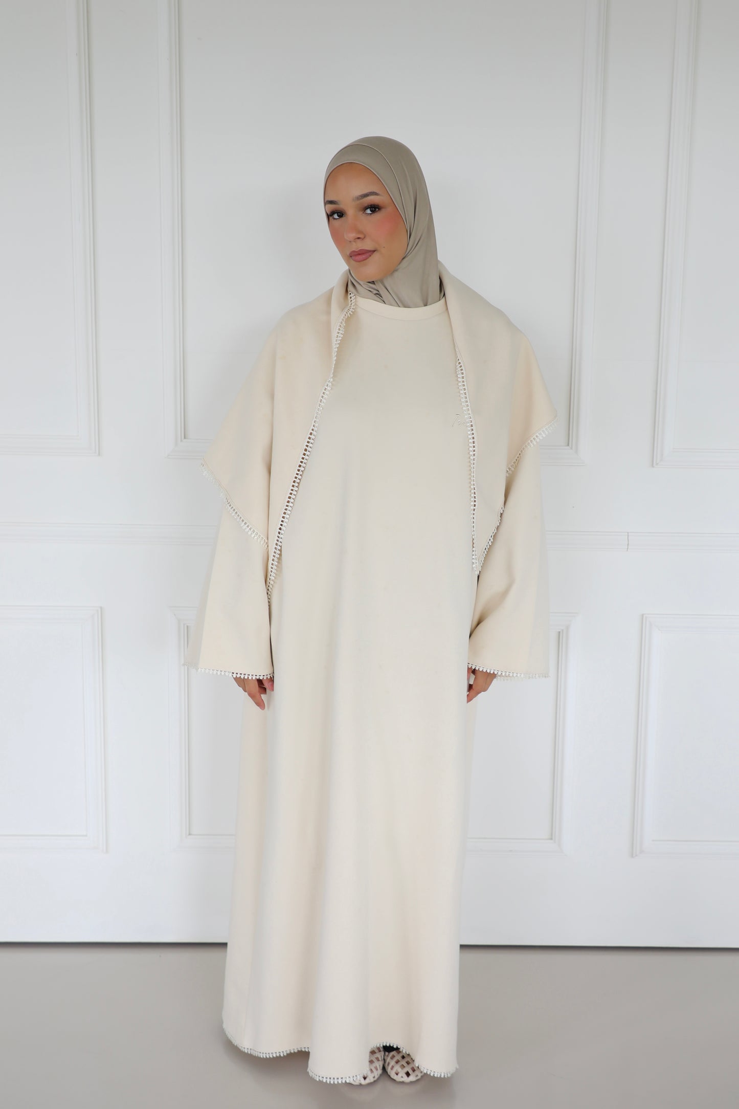 Irhaa dress with lace detail & scarf