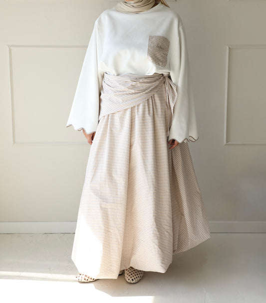 Balloon skirt with scarf