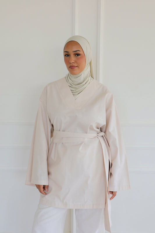 Linen shirt with belt