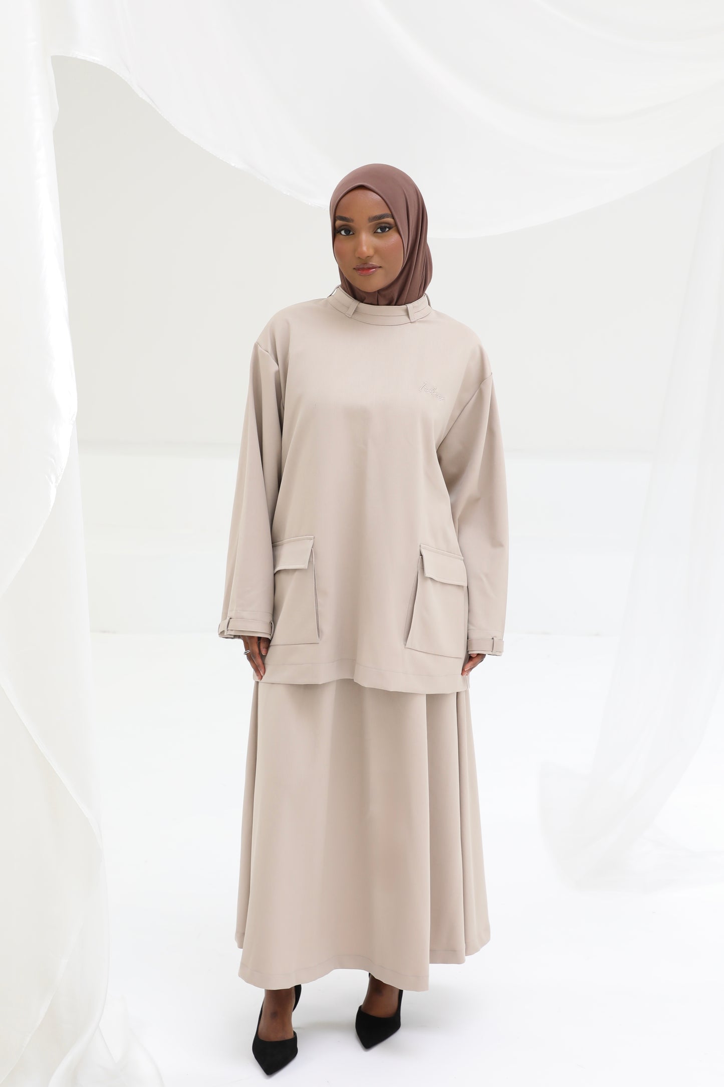 Skirt blouse set